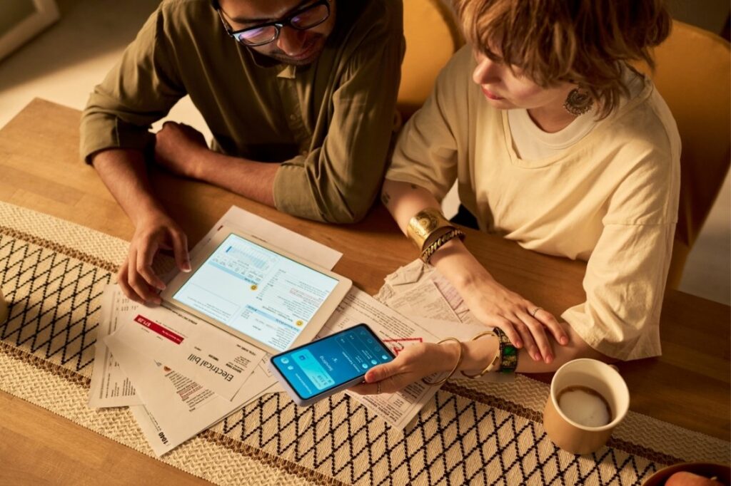 debt consolidation vs debt management plans