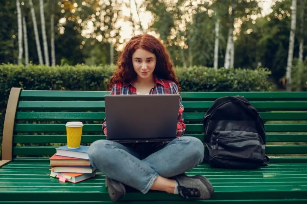 side hustles for students with no experience