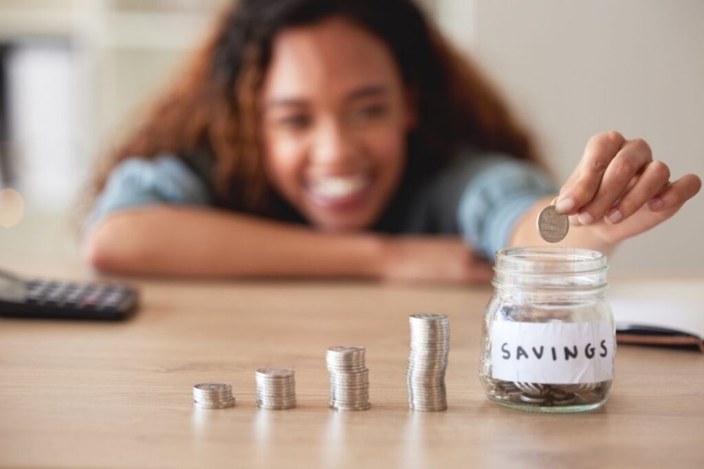 easy ways to save money_